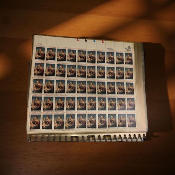 MNH Scott #2107 Christmas Madonna 50 20c Stamp Sheet - Picture 1 of 2